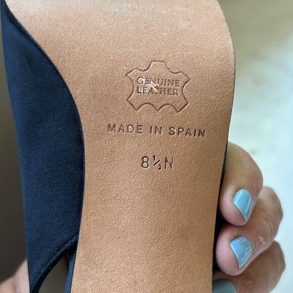 Talbots Navy fabric Slingback Heels 8.5N - Picture 7 of 7